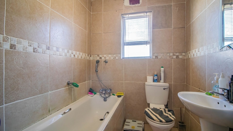 3 Bedroom Property for Sale in Haven Hills Eastern Cape